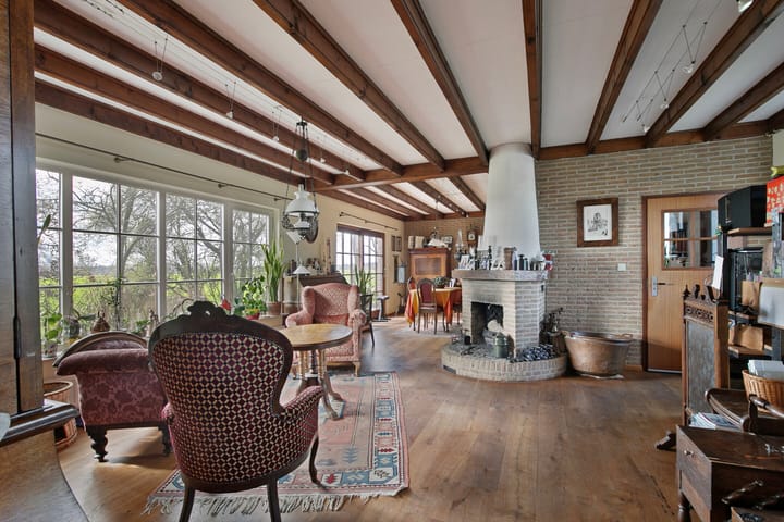 Photo 10 of St. Donaes 1