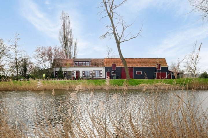 Photo 30 of St. Donaes 1