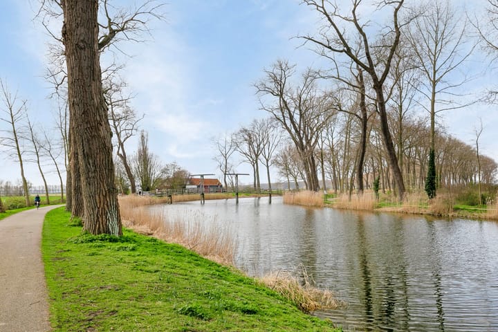 Photo 33 of St. Donaes 1