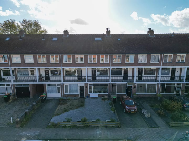 Foto 23 van Marinus Poststraat 101