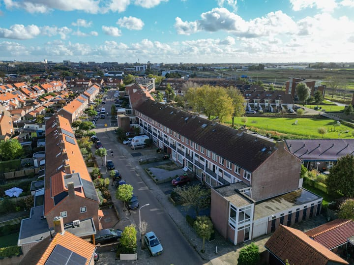 Foto 24 van Marinus Poststraat 101