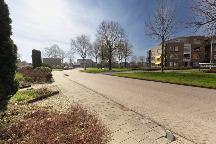 Foto 32 van Klaarkampstraat 1