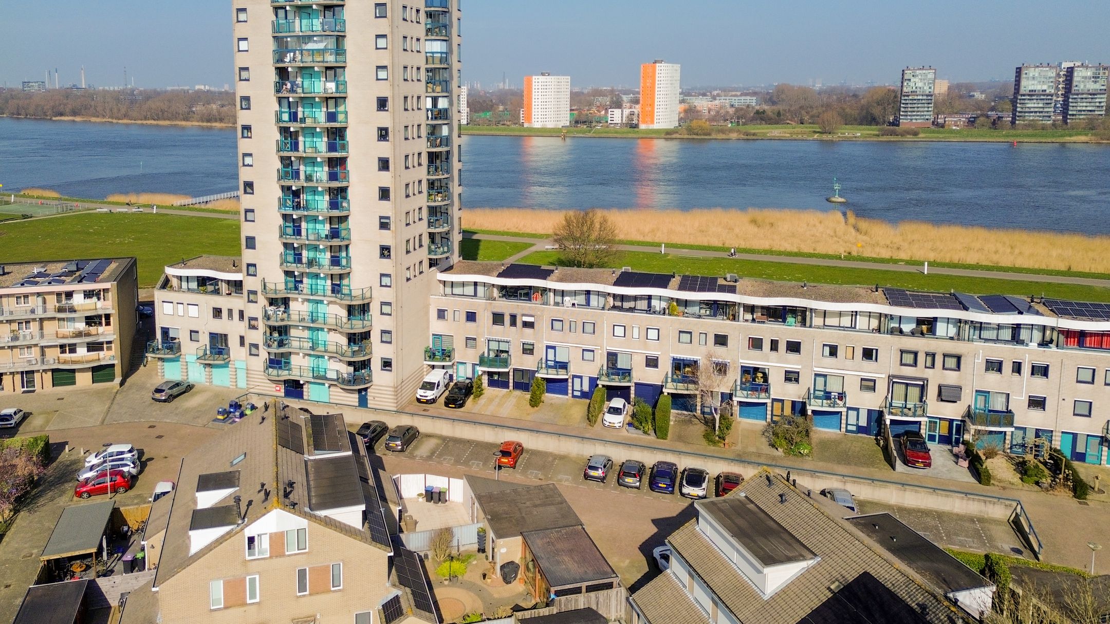 Foto 54 van Maasboulevard 52