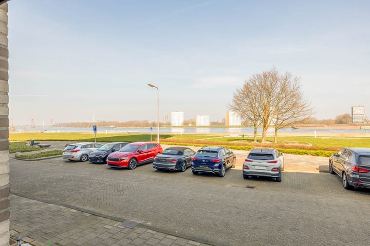 Foto 57 van Maasboulevard 52