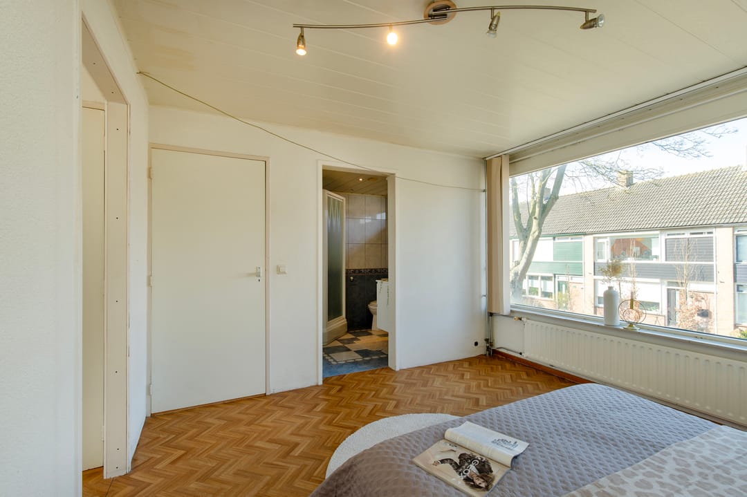 Photo 23 of Generaal Foulkesstraat 7