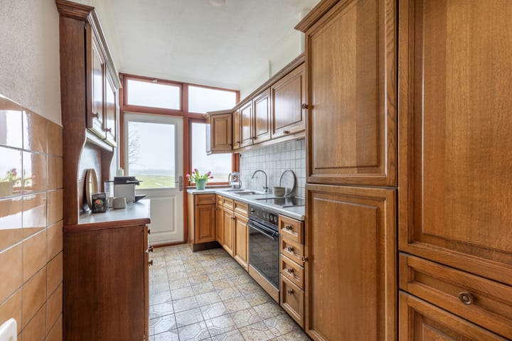 Foto 16 van Burgemeester Teerstraat 23