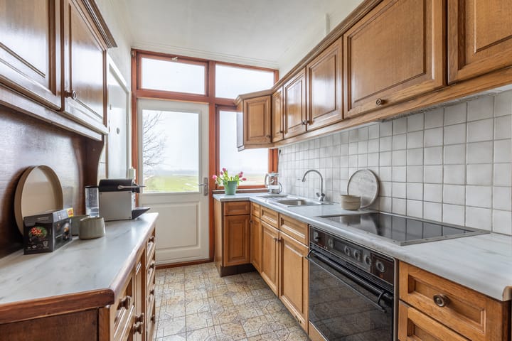 Foto 17 van Burgemeester Teerstraat 23