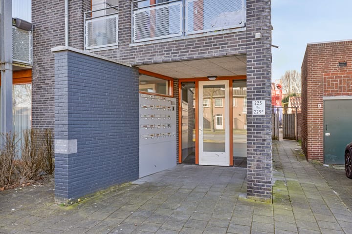 Foto 19 van Berghemseweg 229-E