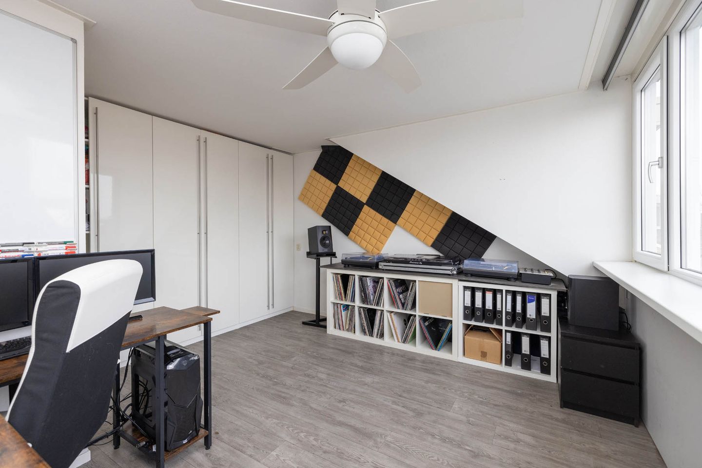 Photo 19 of Fie Carelsenstraat 3