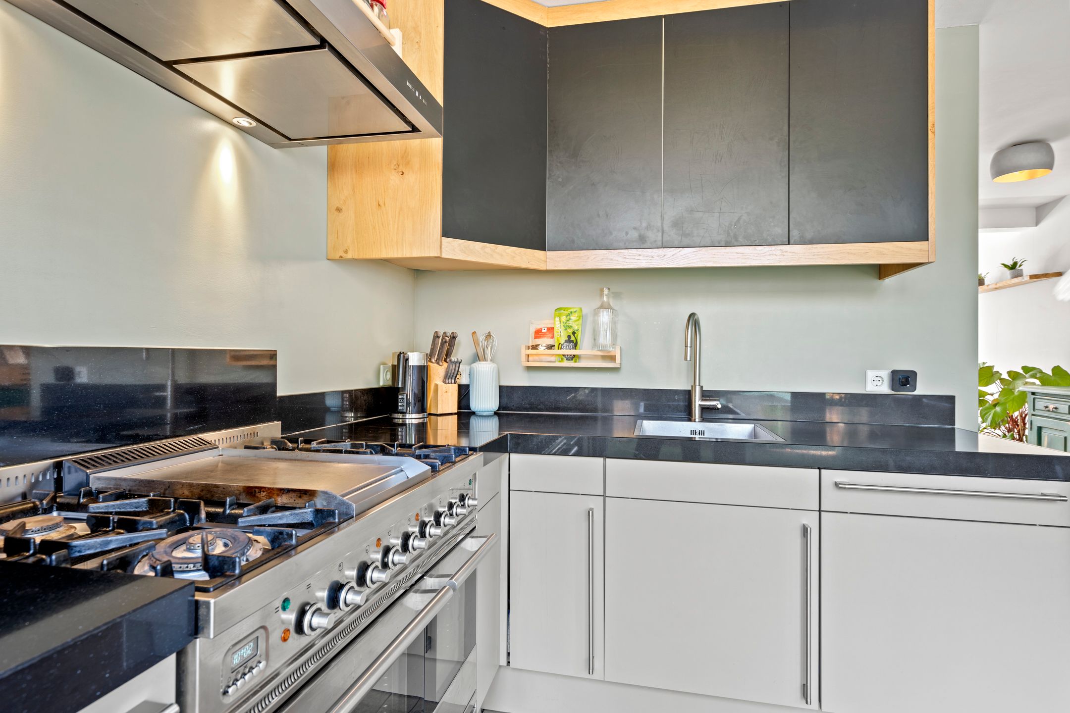 Foto 12 van Cederlaan 11