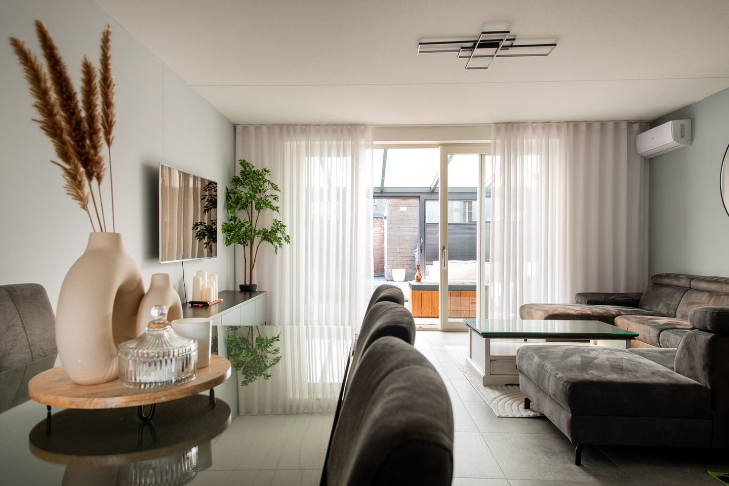 Foto 5 van Titus Brandsmastraat 31