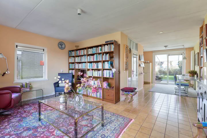 Photo 9 of De Finne 12