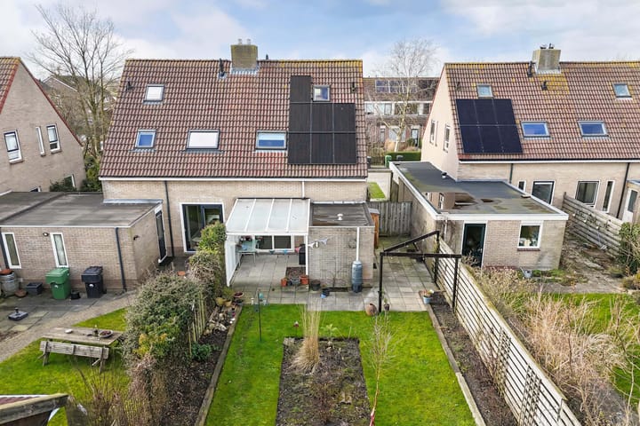 Photo 35 of De Finne 12