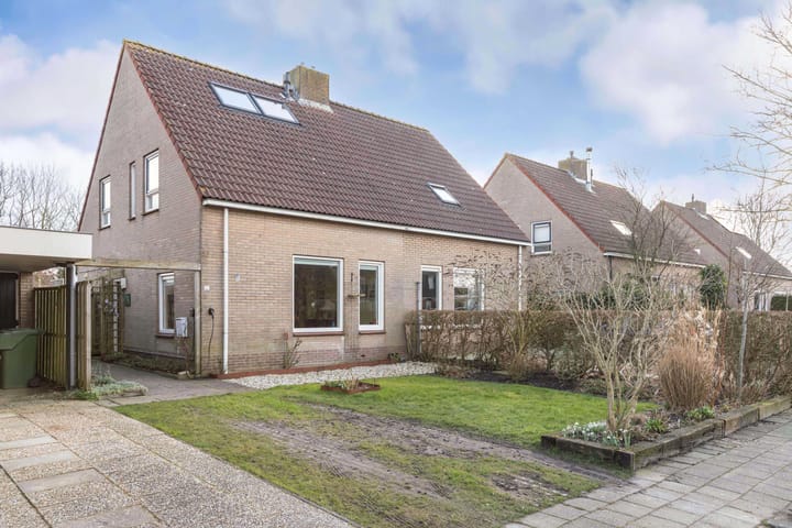 Photo 45 of De Finne 12