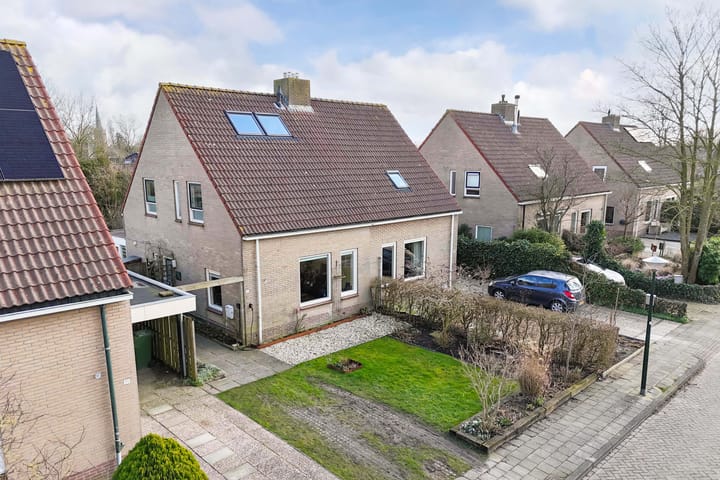 Photo 48 of De Finne 12