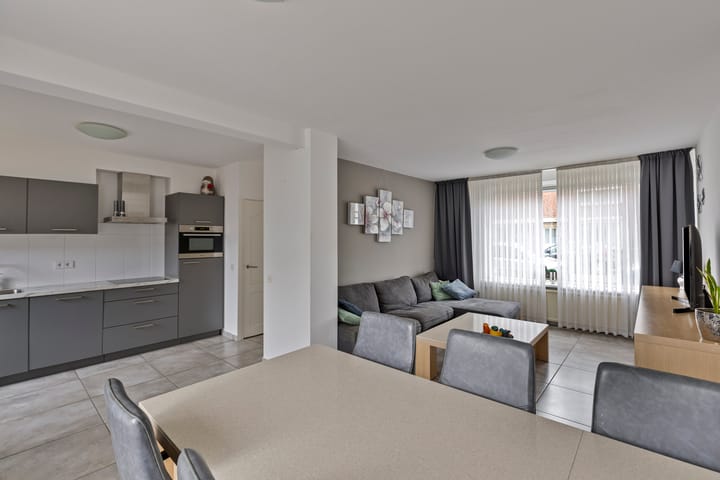 Foto 7 van Cornelis Trooststraat 6