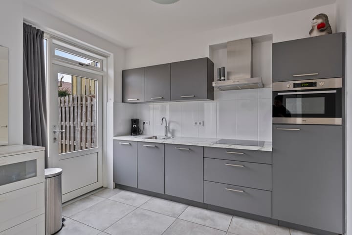 Foto 9 van Cornelis Trooststraat 6