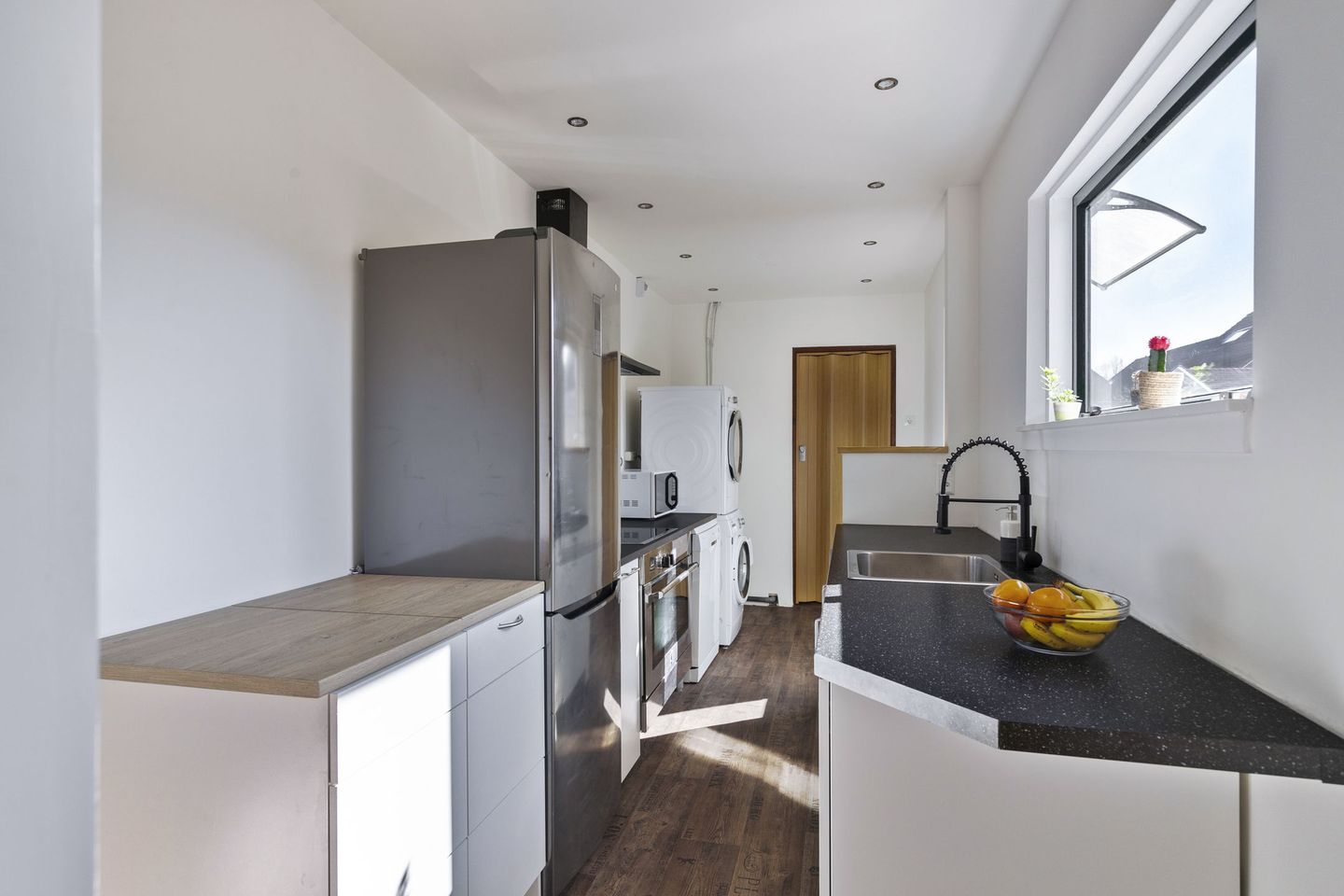 Photo 4 of Nassaustraat 63