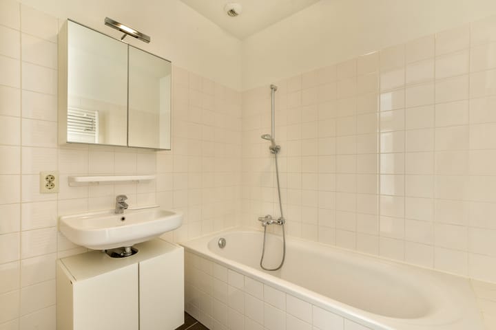 Foto 18 van Witte de Withstraat 1-A