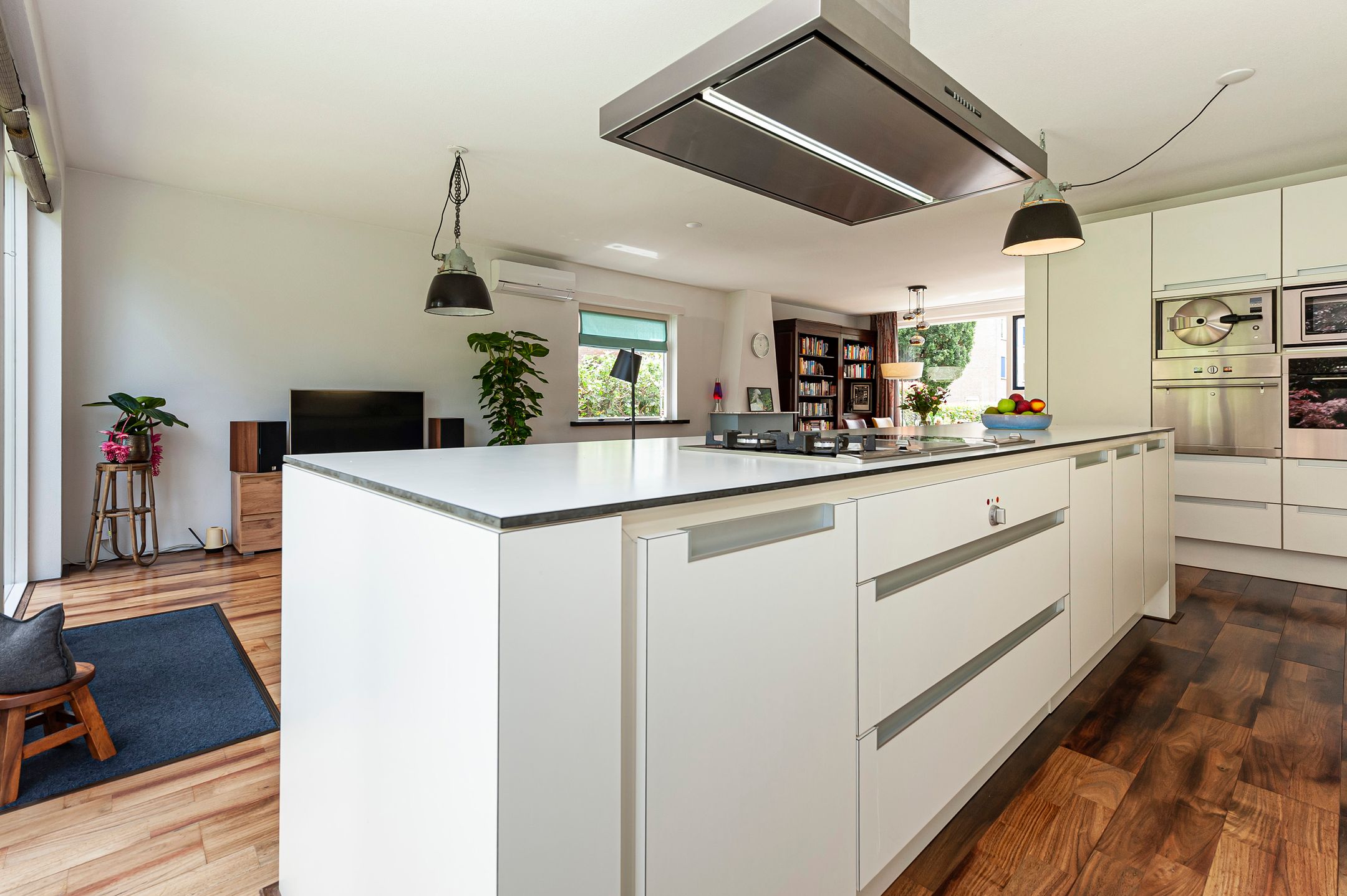 Foto 9 van de Postmeester 14