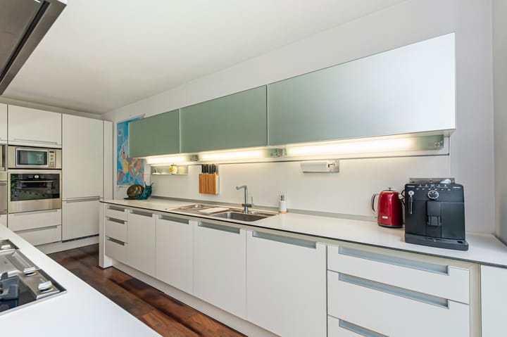 Foto 11 van de Postmeester 14