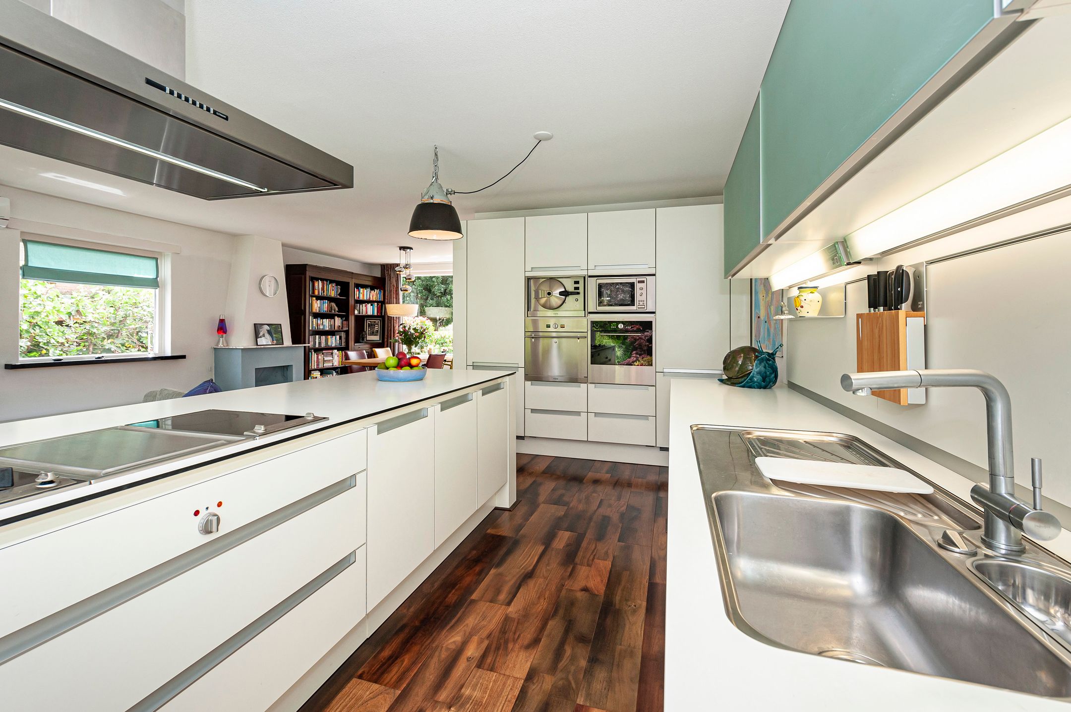 Foto 12 van de Postmeester 14