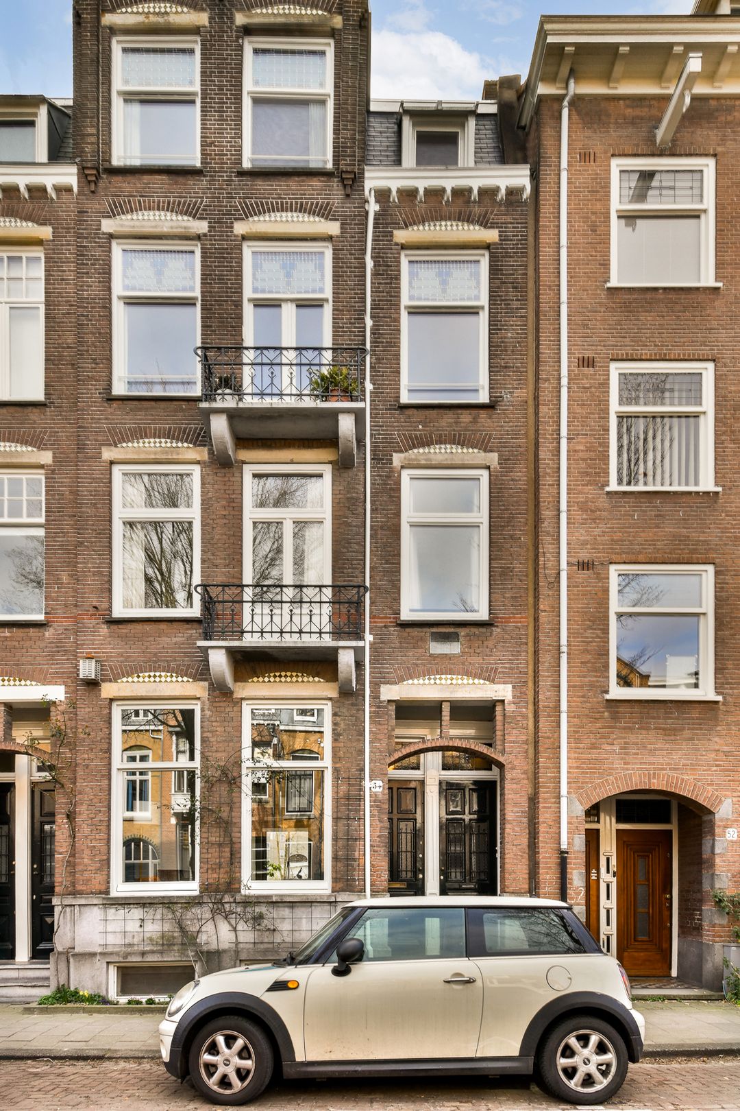 Foto 1 van Linnaeusparkweg 54-H