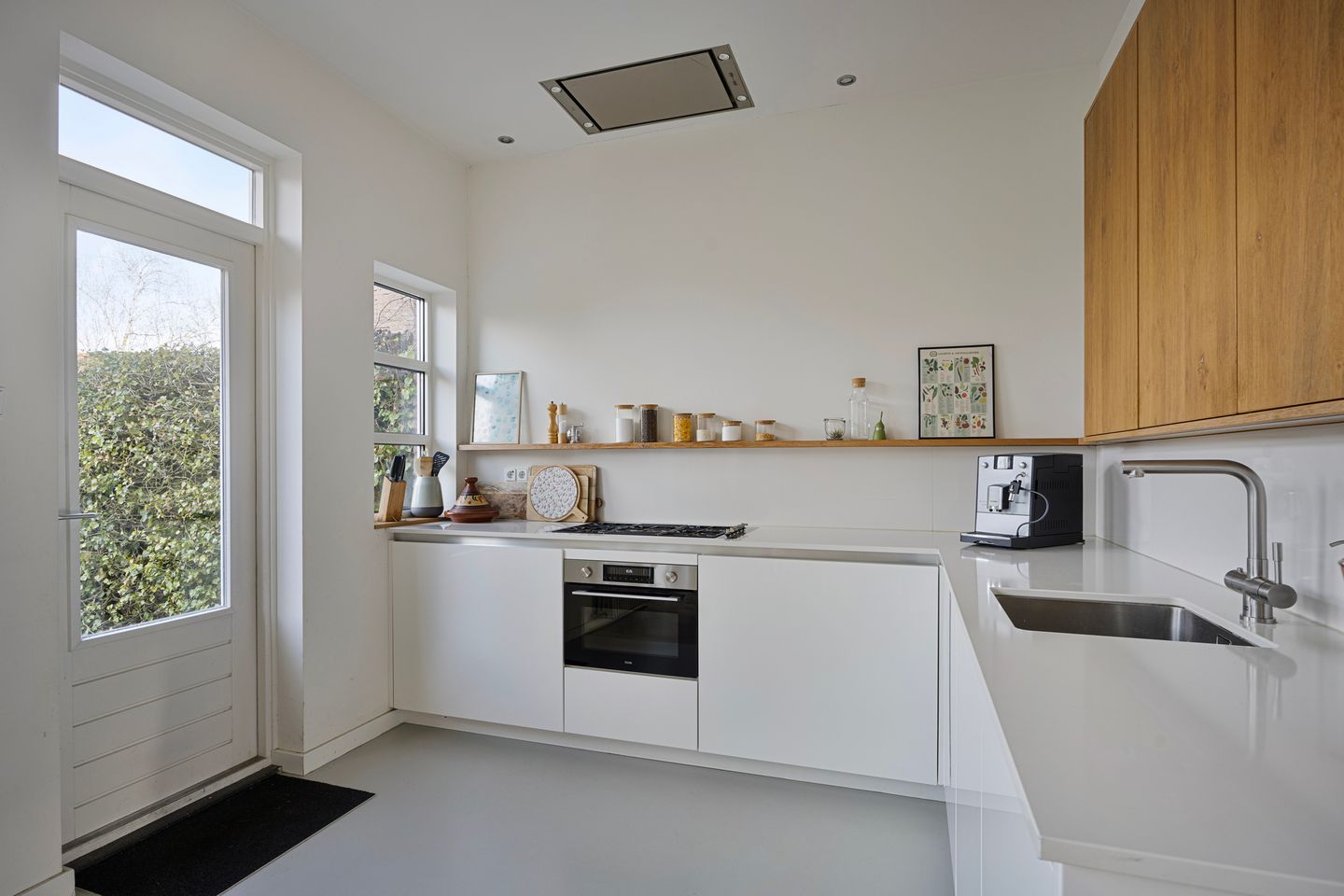 Foto 10 van Huygensweg 2