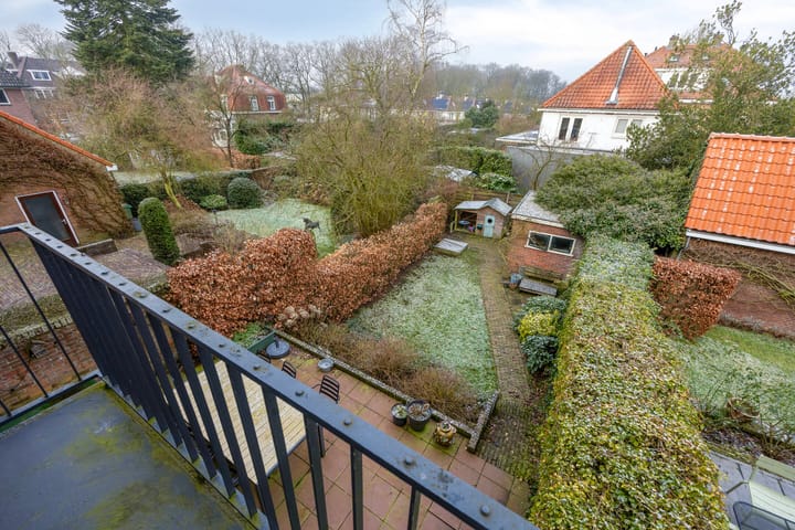 Photo 36 of Huygensweg 2