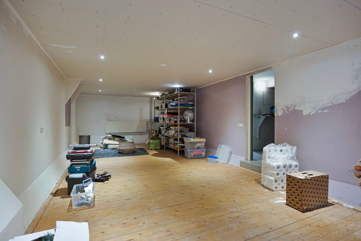 Photo 40 of Huygensweg 2