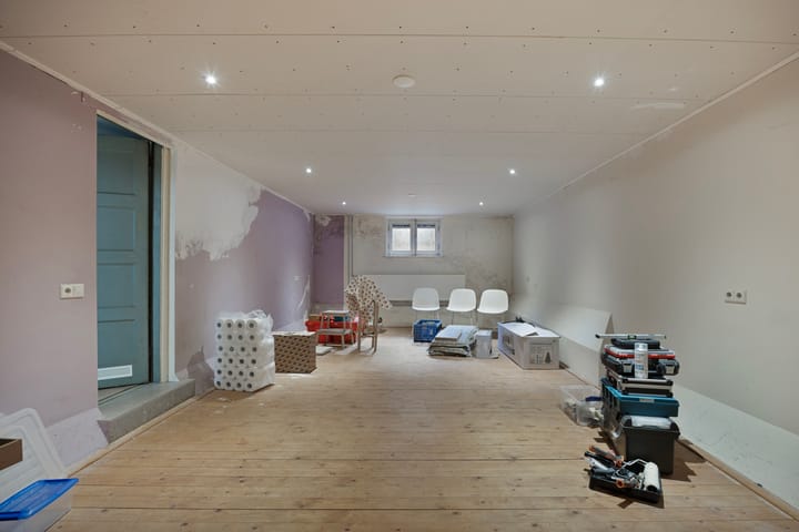 Photo 41 of Huygensweg 2