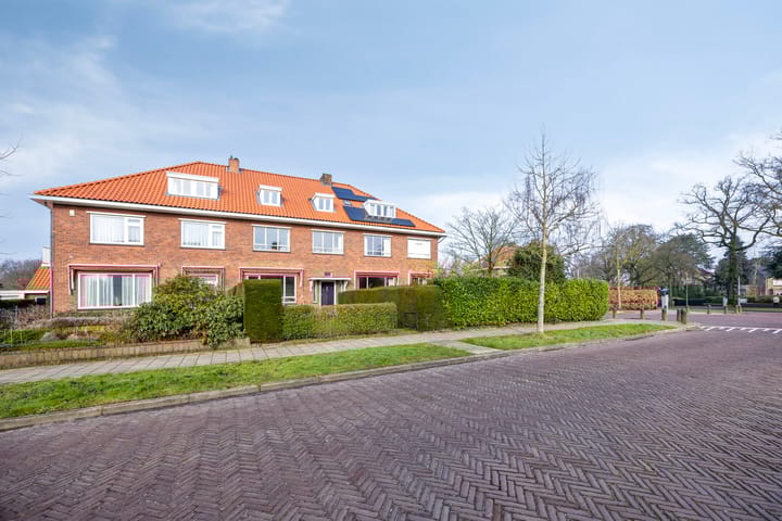 Photo 49 of Huygensweg 2