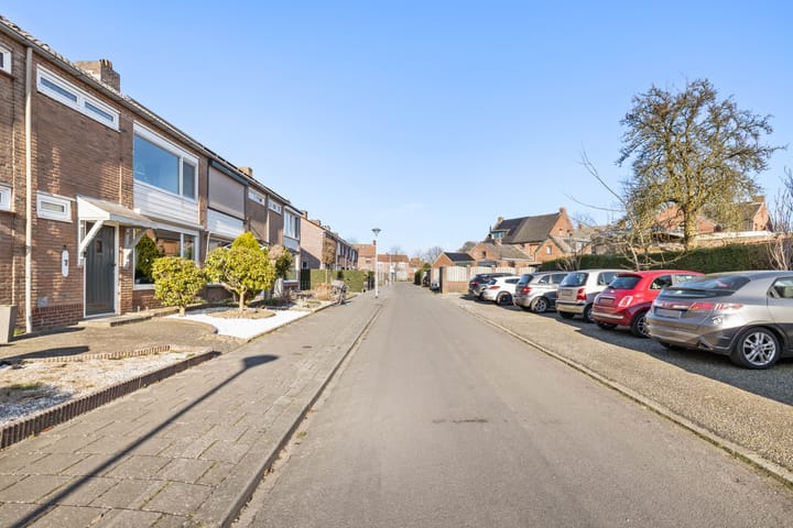 Foto 34 van Lindestraat 7