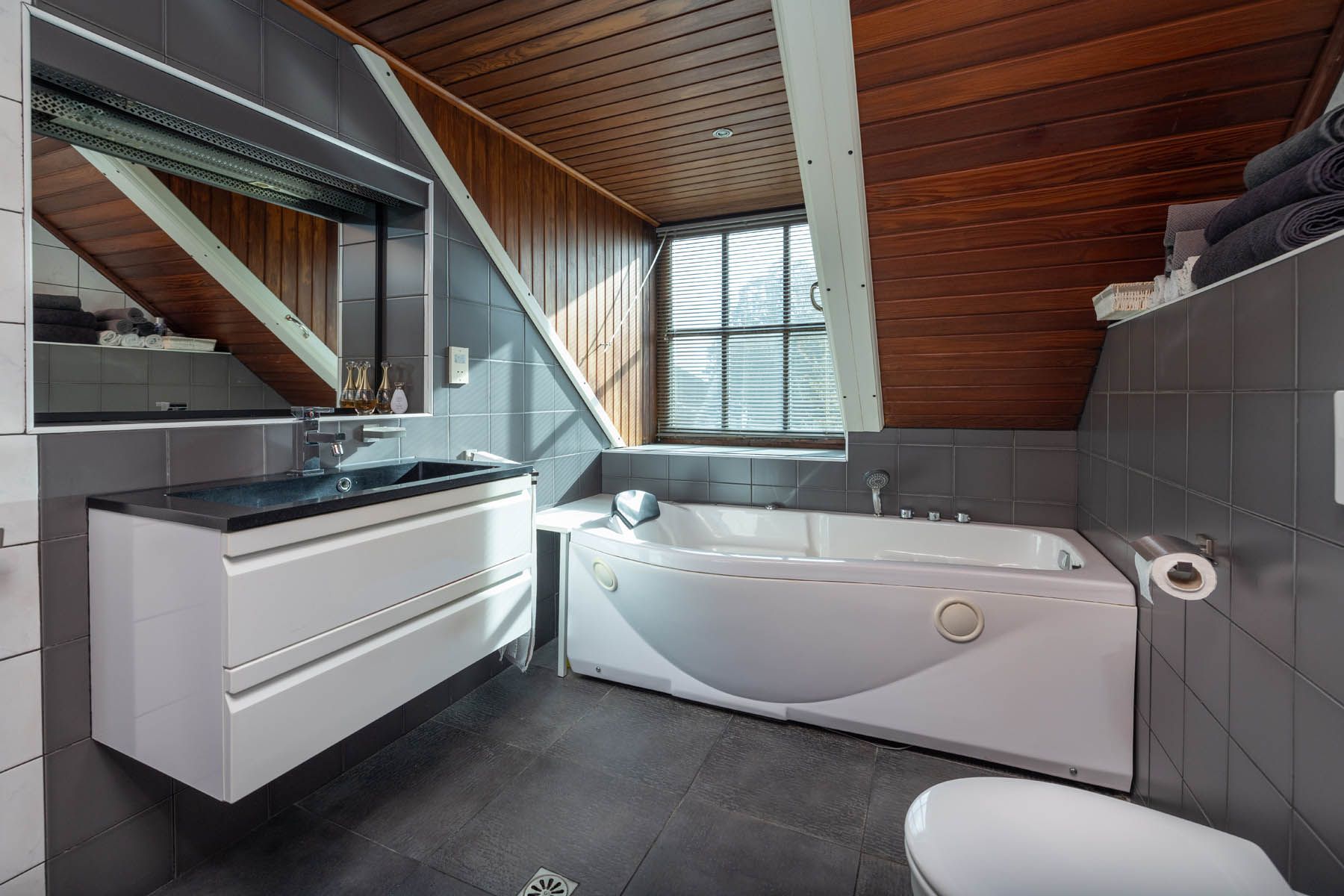 Foto 18 van Sloetsweg 386