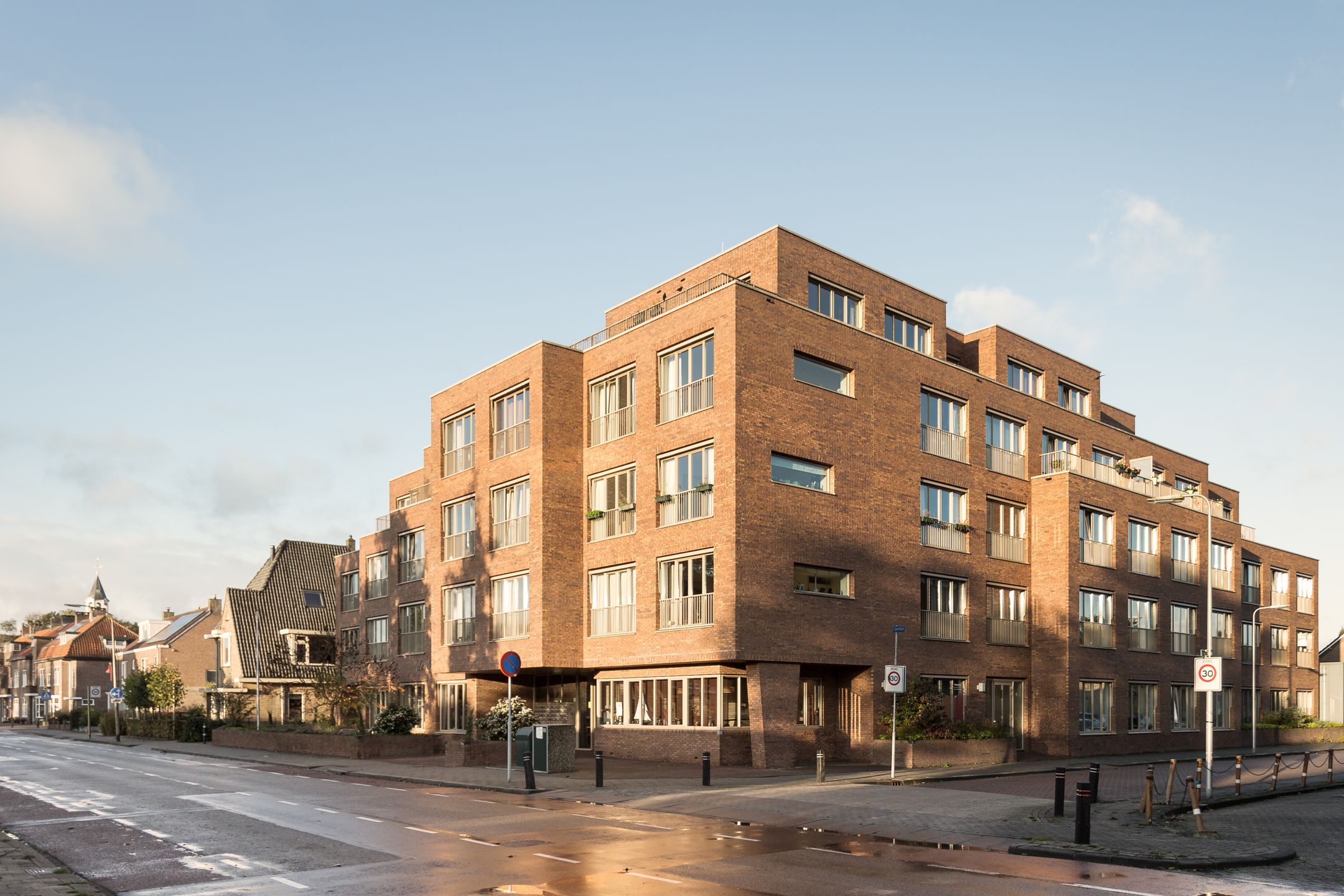 Photo 6 of Willem de Zwijgerstraat 6-A