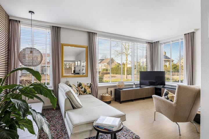 Foto 3 van Meeuwenlaan 75