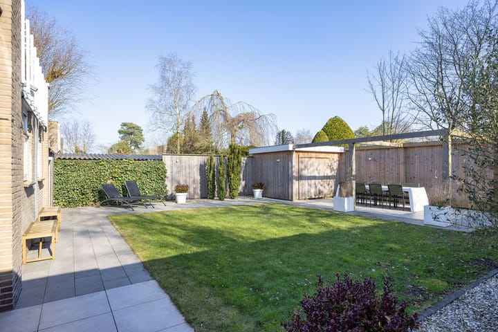 Foto 40 van Meeuwenlaan 75