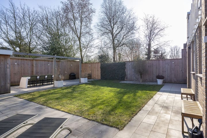 Foto 41 van Meeuwenlaan 75