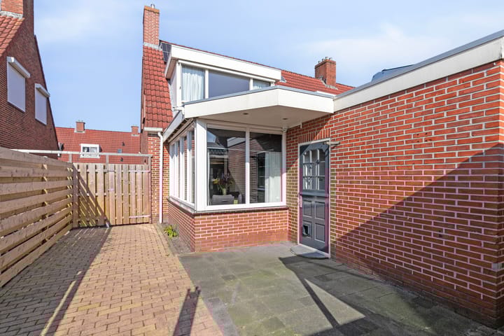 Foto 16 van Ripperdastraat 32