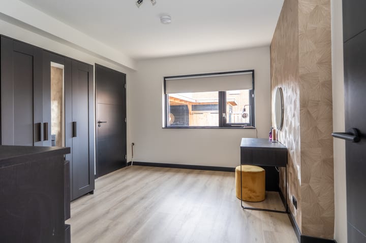 Photo 21 of Molenstraat 13