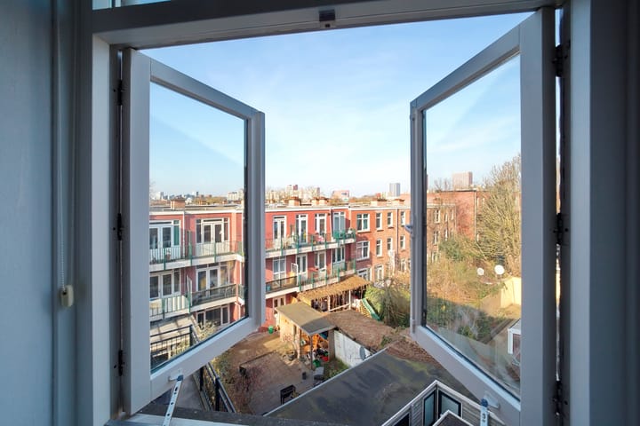 Foto 18 van Ingenhouszstraat 11