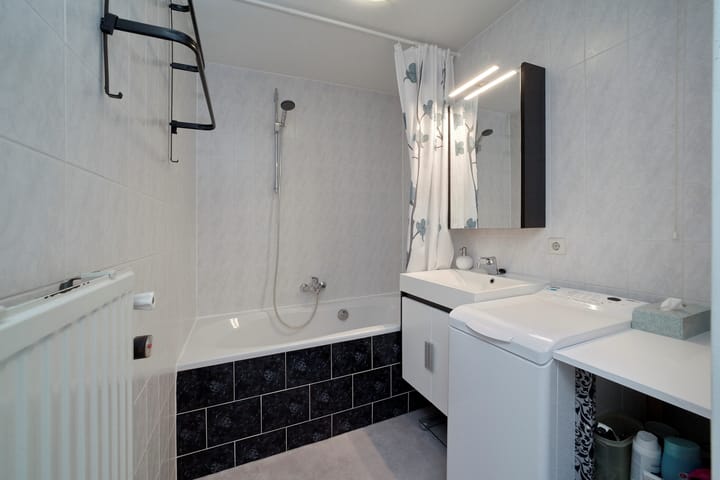 Foto 20 van Ingenhouszstraat 11