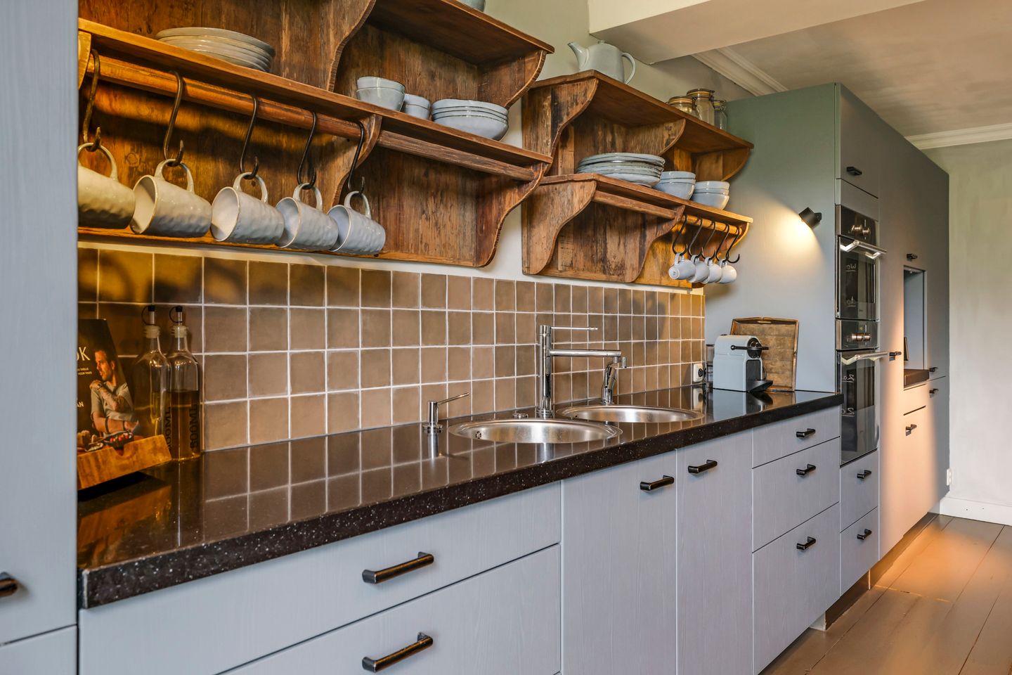 Photo 35 of Waalbandijk 72-A