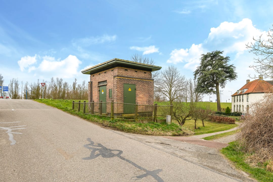 Photo 103 of Waalbandijk 72-A