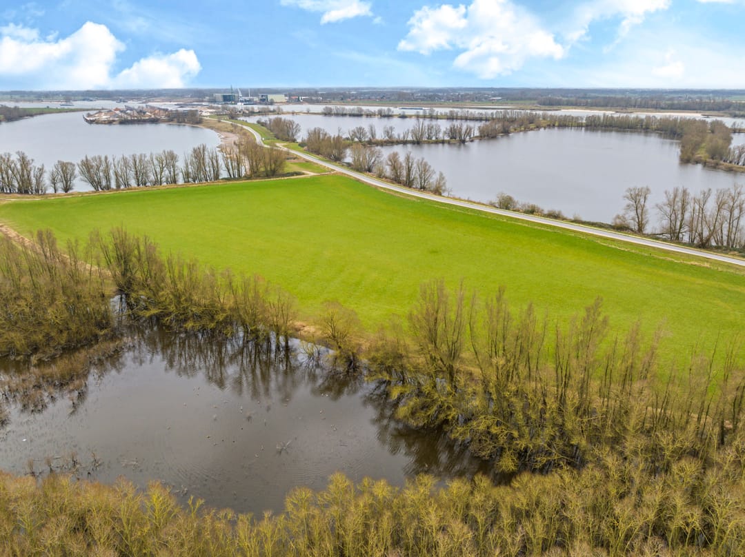 Photo 106 of Waalbandijk 72-A