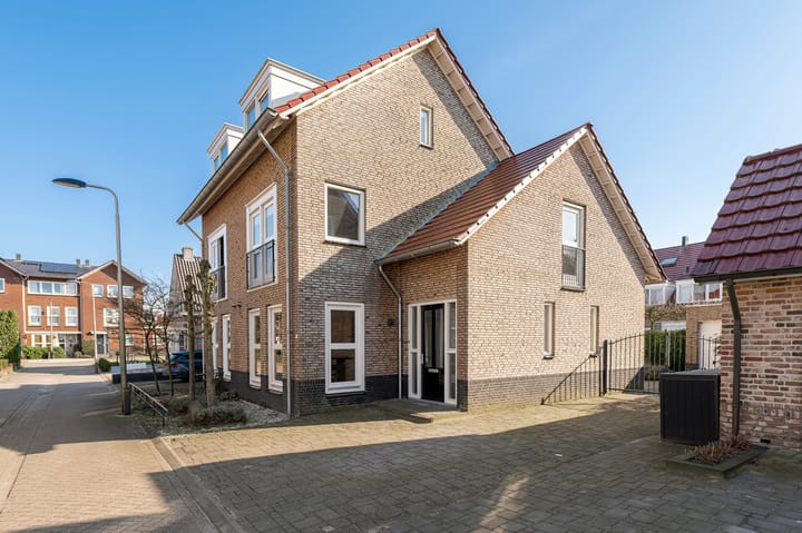 Foto 36 van Heikikkerstraat 5