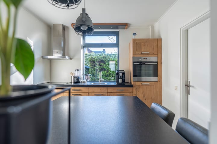 Foto 8 van Spoorstraat 3