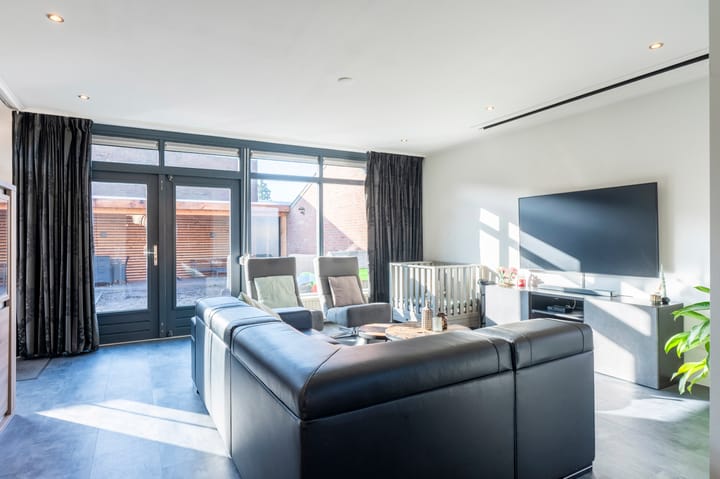 Foto 13 van Spoorstraat 3