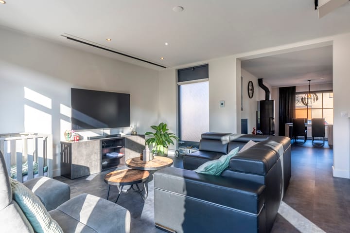 Foto 16 van Spoorstraat 3