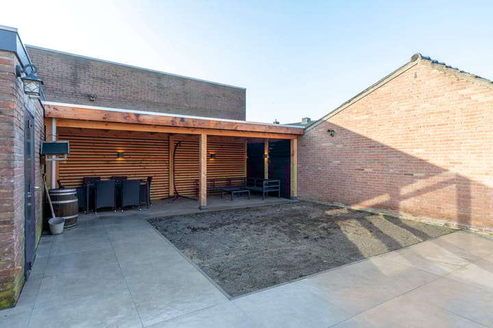 Foto 30 van Spoorstraat 3